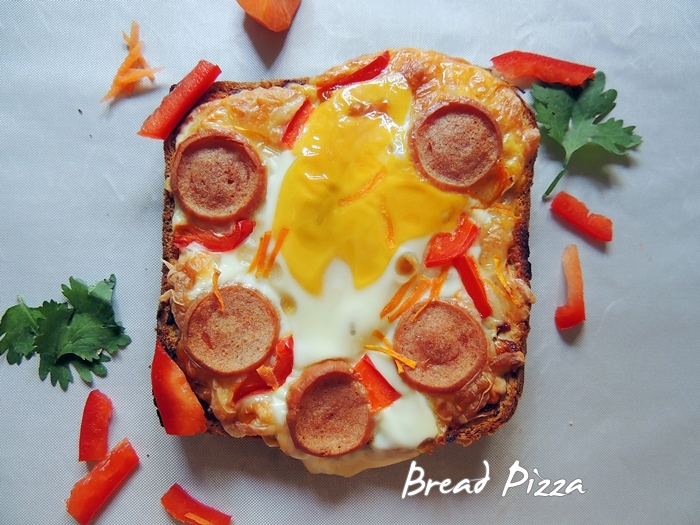 Bread Pizza
